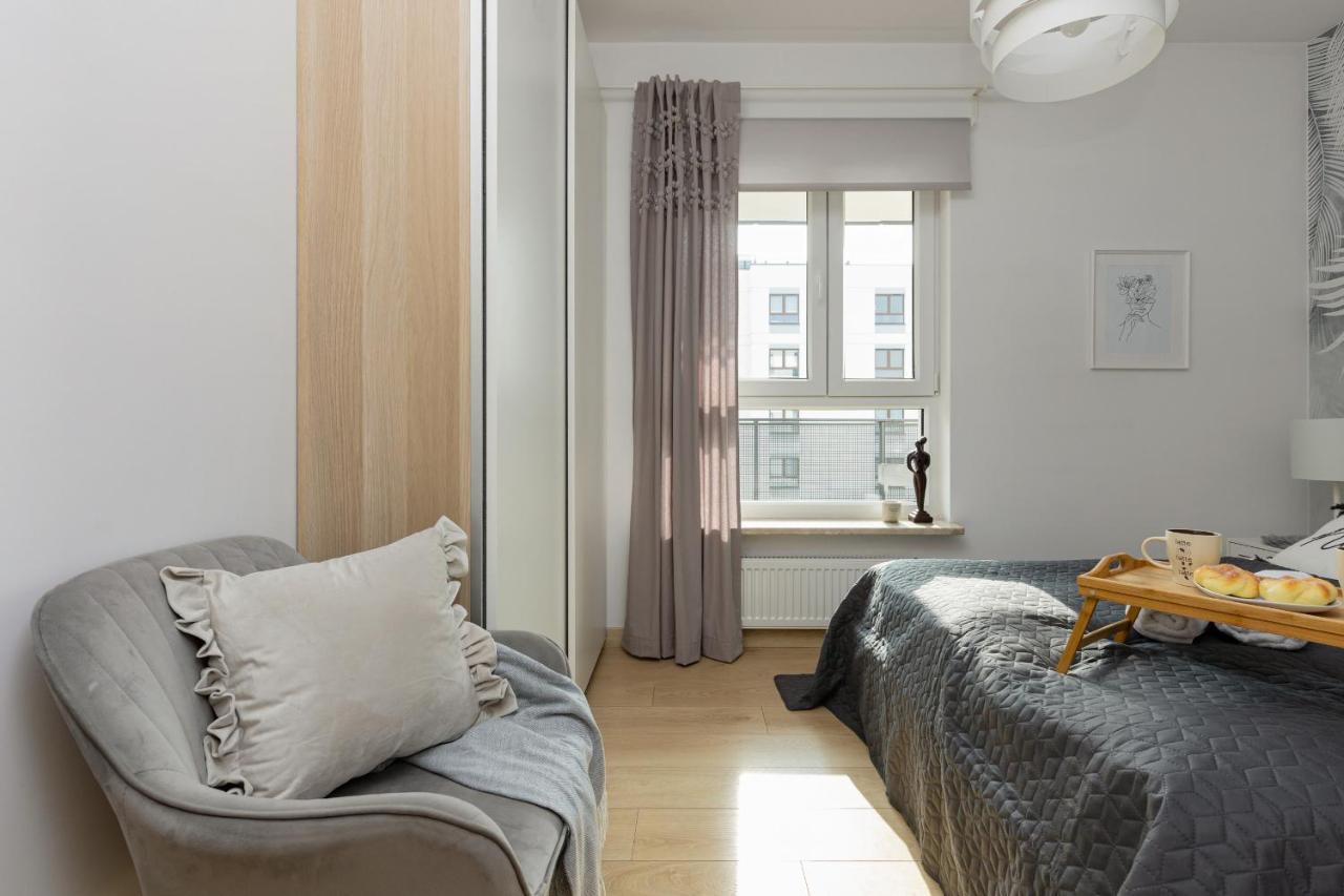 Lägenhet Targowek Pet-friendly With Parking By Renters Warszawa
