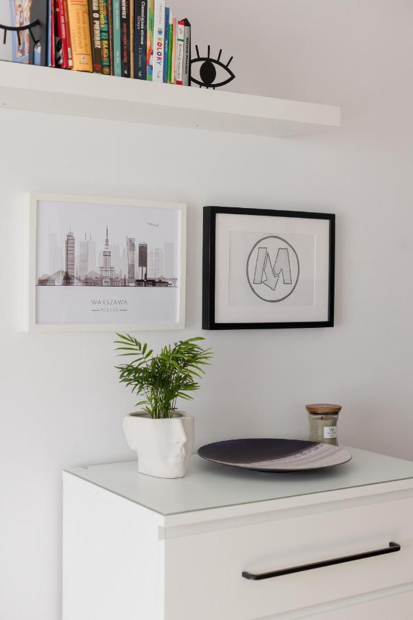 Targowek Pet-friendly With Parking By Renters Lägenhet