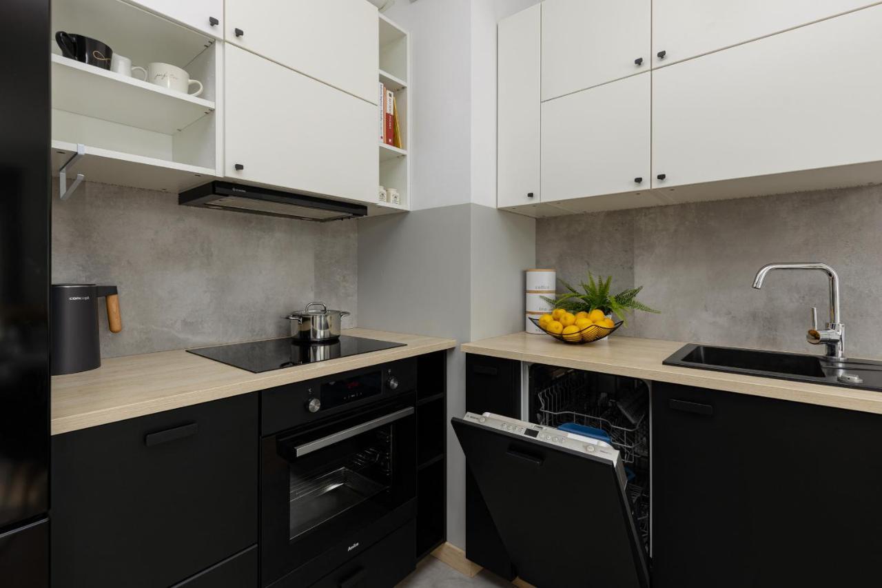 Lägenhet Targowek Pet-friendly With Parking By Renters