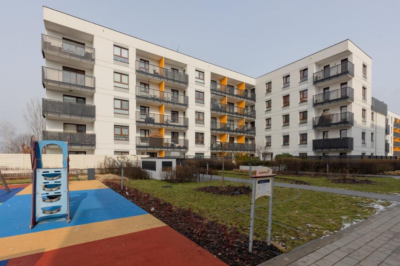 Targowek Pet-friendly With Parking By Renters Lägenhet Warszawa